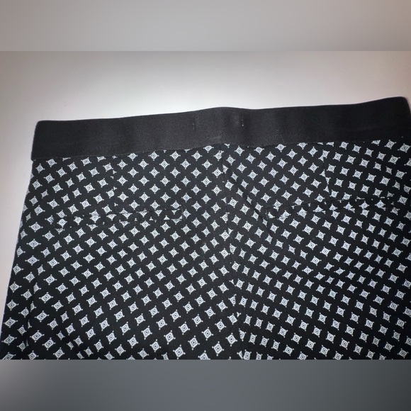 Maurices Black and White Elastic Waist Pants Size M - Picture 5 of 10